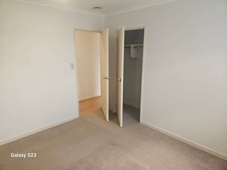 11 Ballydonegan Rise East Tamaki_15