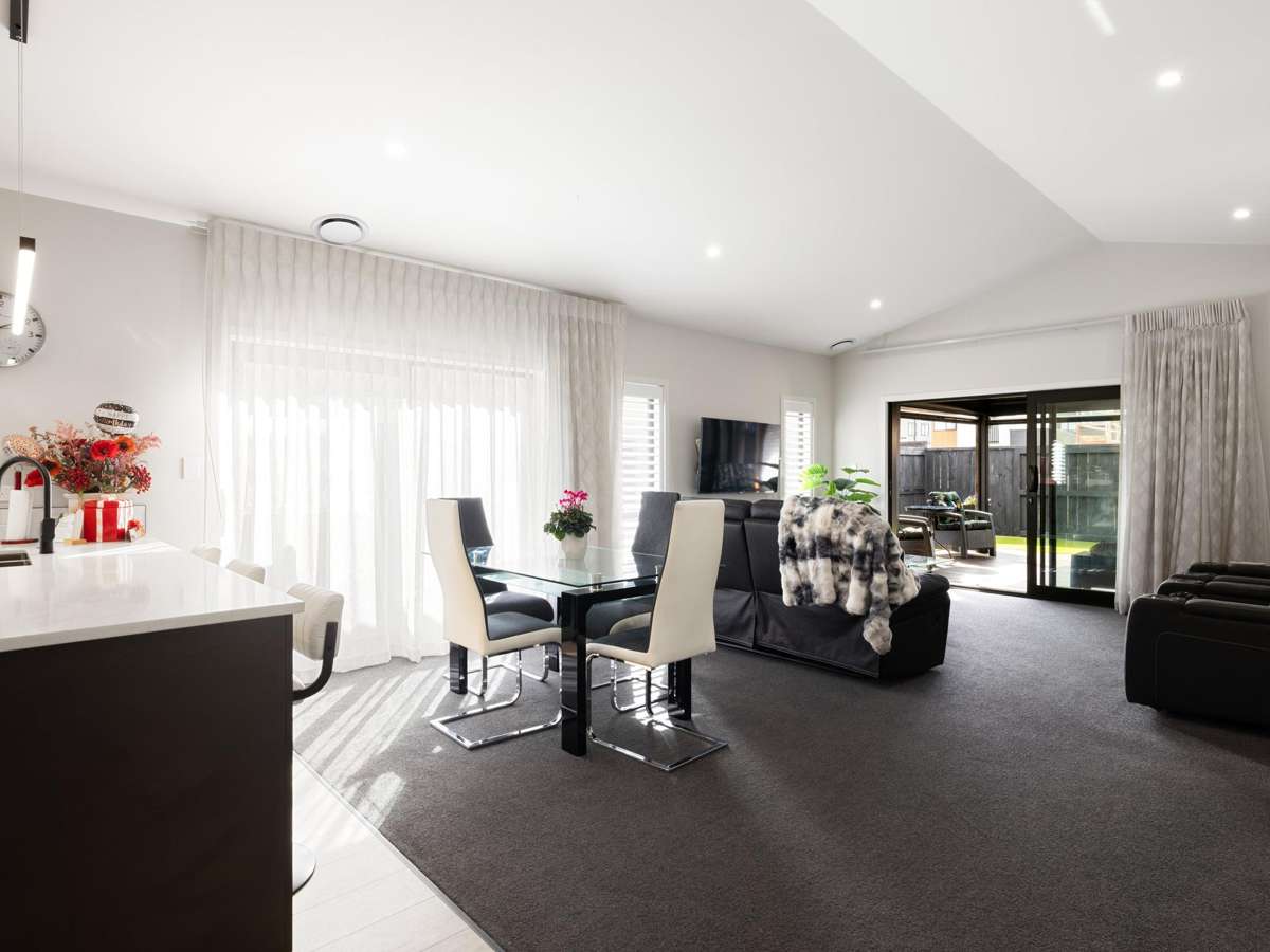 8 Halley Drive_1