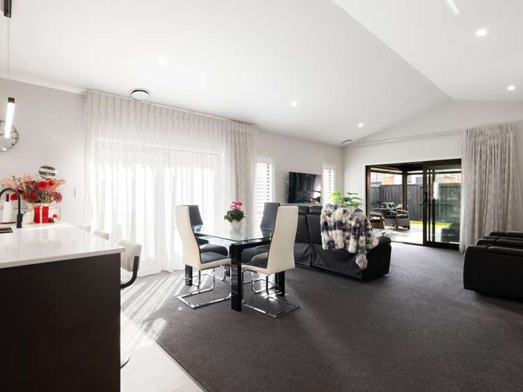 8 Halley Drive Chartwell_5