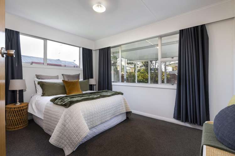 15b Newbourne Crescent Redwoodtown_8