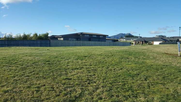 36 Victory Drive Wharewaka_1