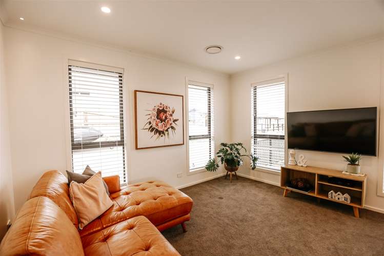 43 Katania Heights Brightwater_10