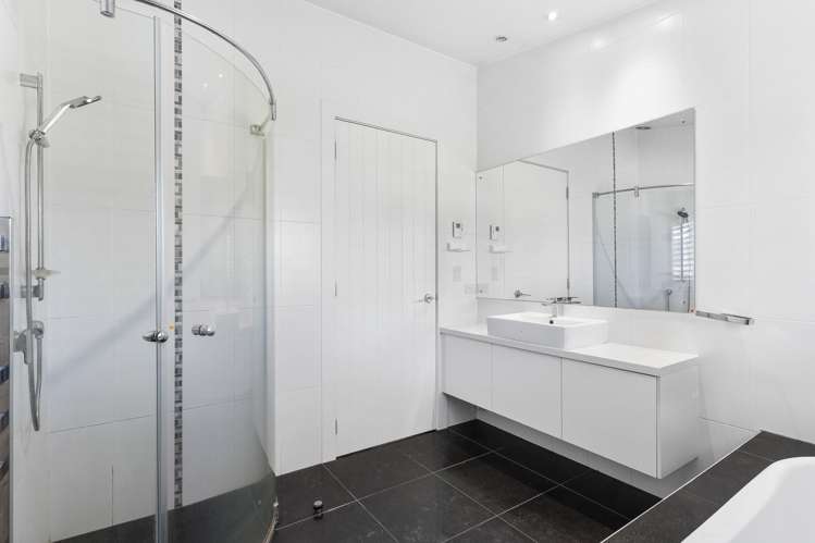 1 Cosy Place Howick_25