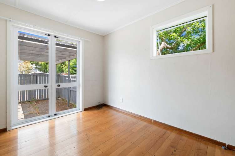 22 Lingfield Street Glenfield_7