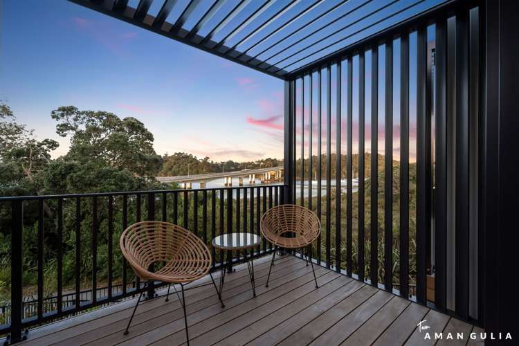 14 Beach Road Hobsonville_1