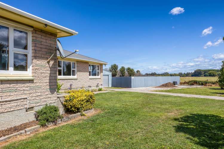 57 Amesbury Road Sefton_13