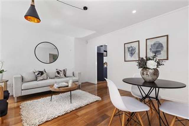 4/54 Ngataringa Road Devonport_4