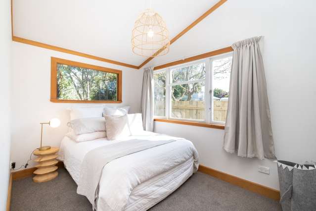 2 Gow Avenue Haumoana_4