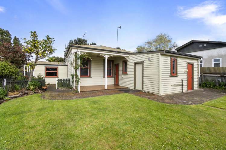 127 Linton Street West End_16