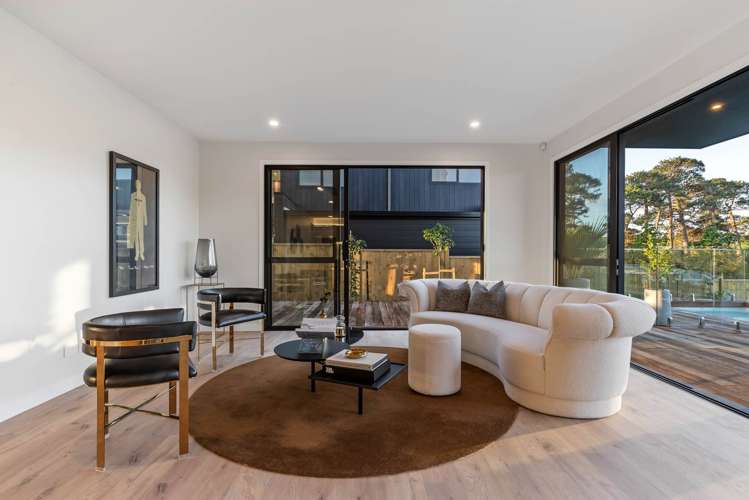 37 Elliot Street Riverhead_12
