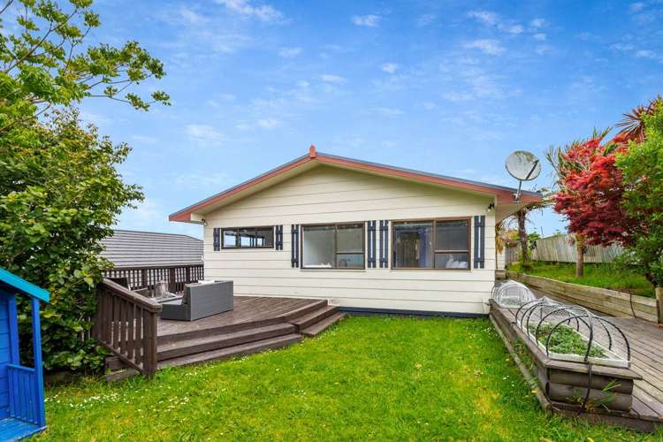 116 Whangaparoa Road Red Beach_2
