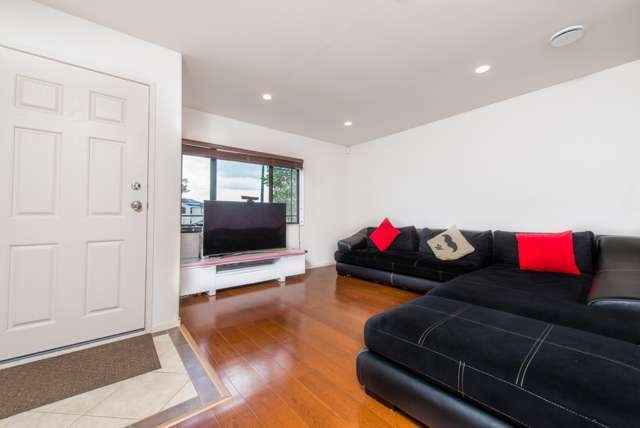 11 Oakville Avenue Flat Bush_4