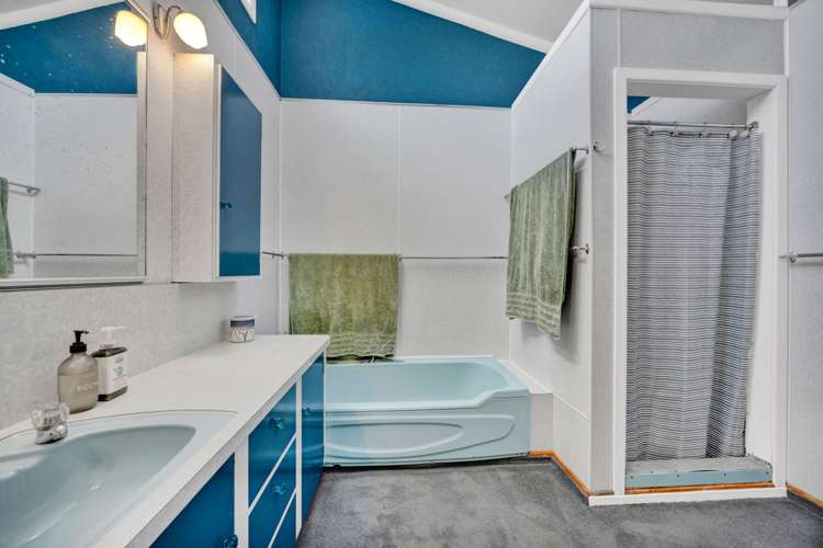 8 Longview Drive Merrilands_12