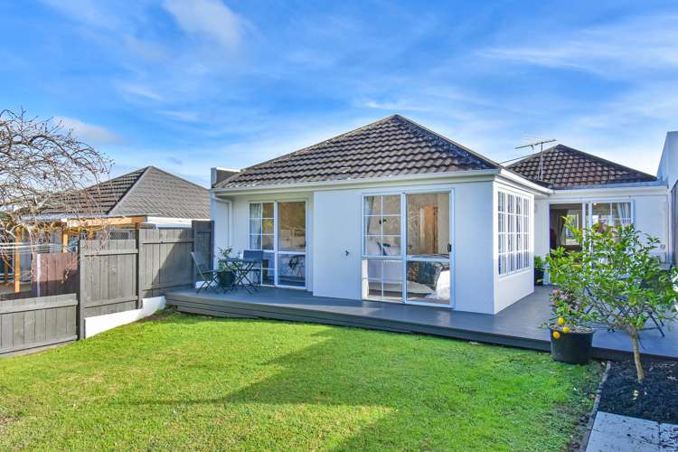 11 Mcalister Place Mount Roskill_10