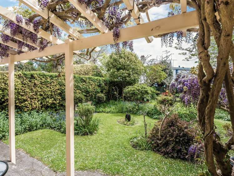 811 New North Road Mount Albert_13