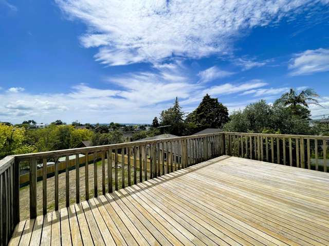 7 Christina Avenue Te Atatu South_1