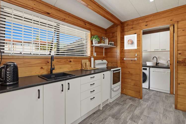 12B Tapsell Road Fairy Springs_7