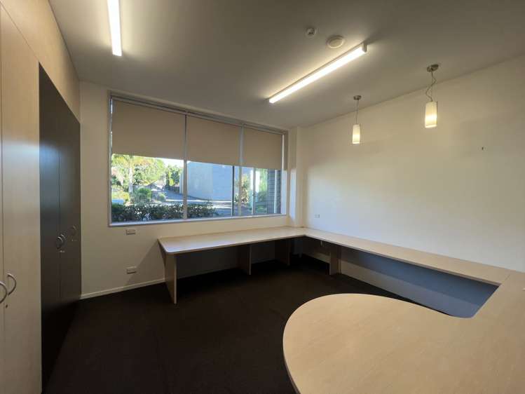 60b/60B Rockfield Road Penrose_4