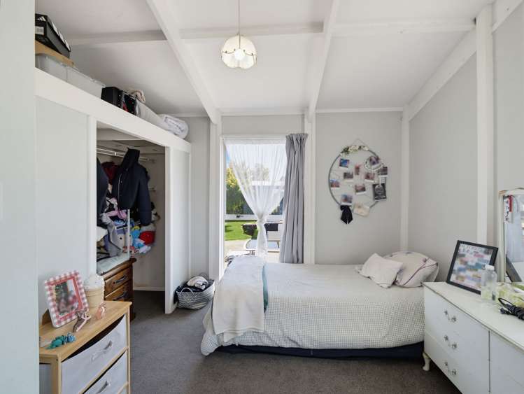 38 Spriggs Crescent Greenmeadows_13