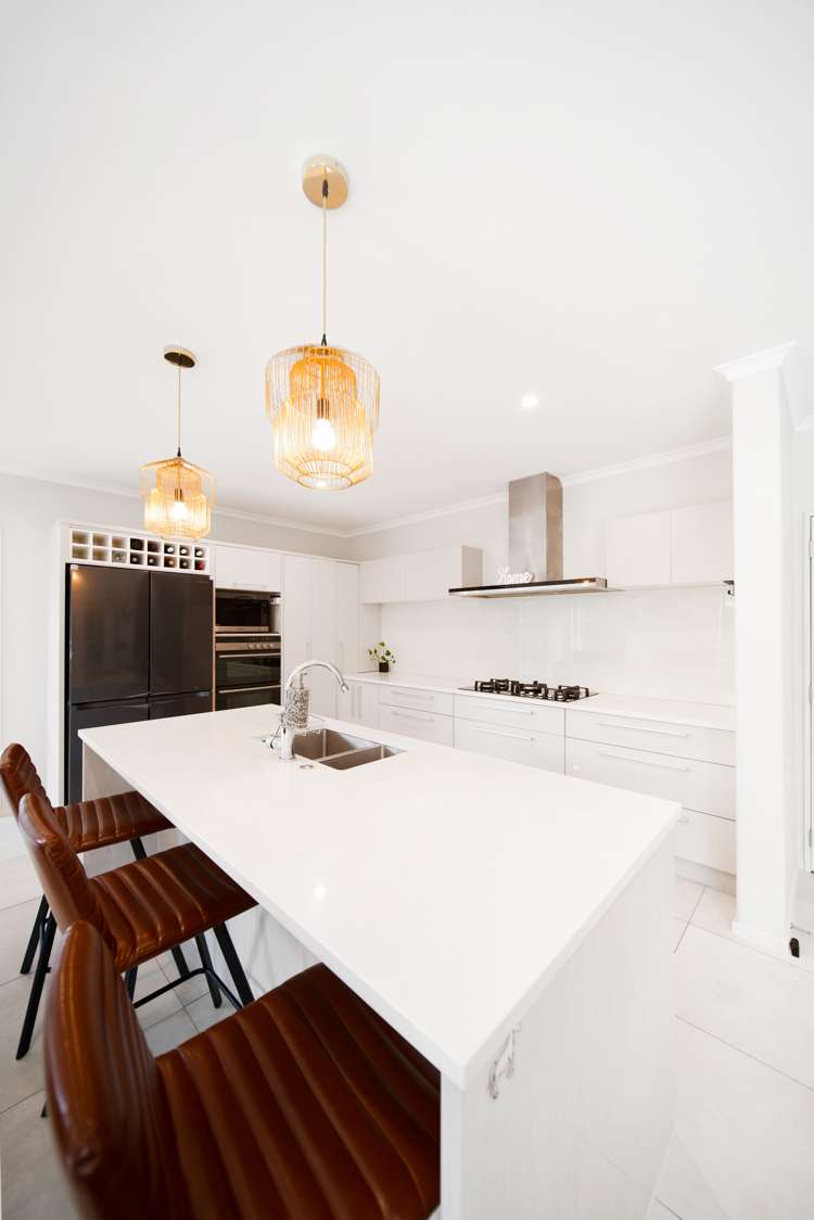 41 Andalusian Way Karaka_36