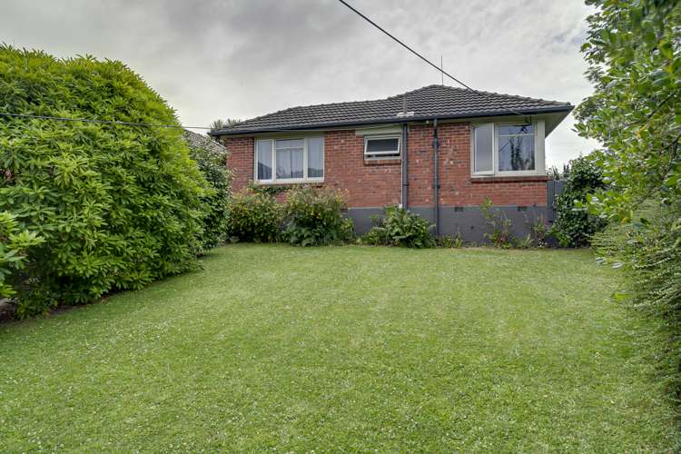 5a Lough Street West End_11