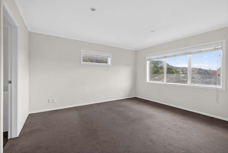 8 Davies Street Tawa_18
