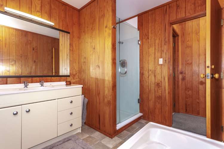 409 Onemana Drive Onemana_15