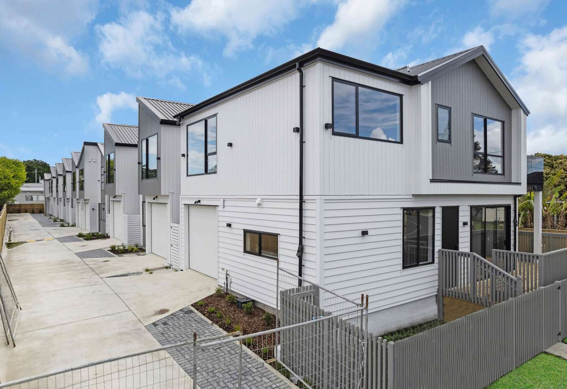 8/71 Wintere Road Papatoetoe_0