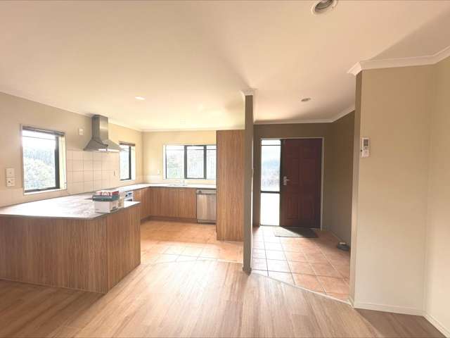 13 Brunswick Rise Mangere_4