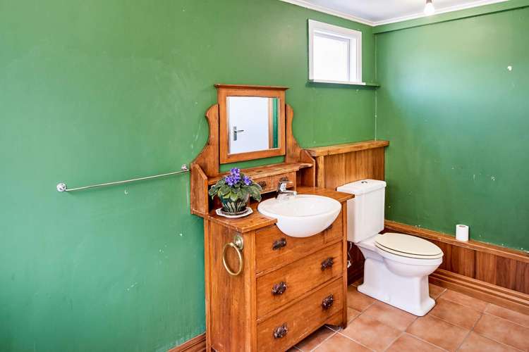 10 Lambley Road Titahi Bay_13