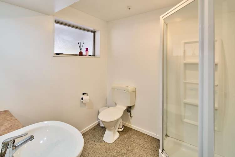 54UG1 Hill Street Thorndon_7