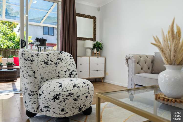 8 Ritchie Crescent Takanini_12