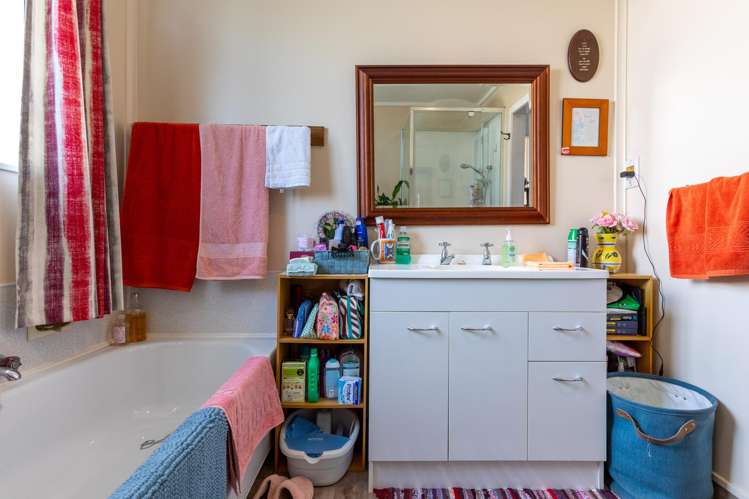 276 High Street Dannevirke_21