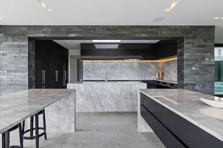 400 Pound Road Yaldhurst_16