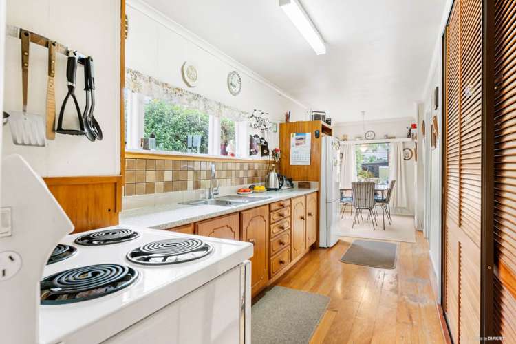 15 Rock Isle Road Torbay_6