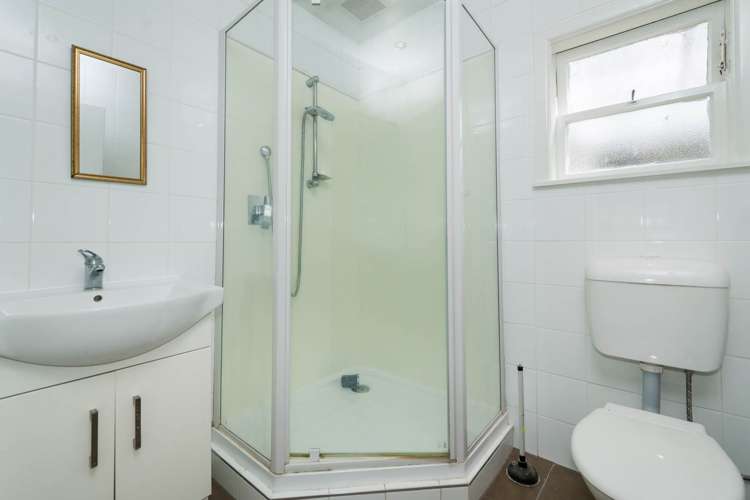 15 Martin Crescent Northcote_13