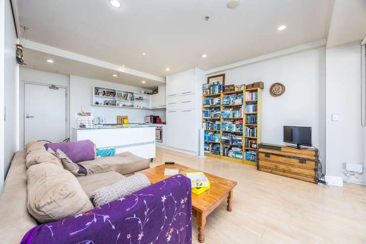 1004/18 Beach Road Auckland Central_9