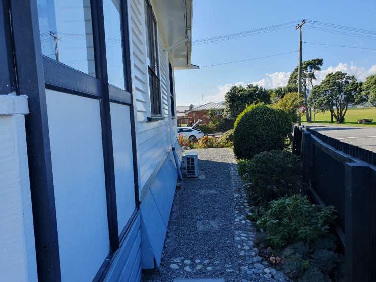 6 Achilles Street Blaketown_14