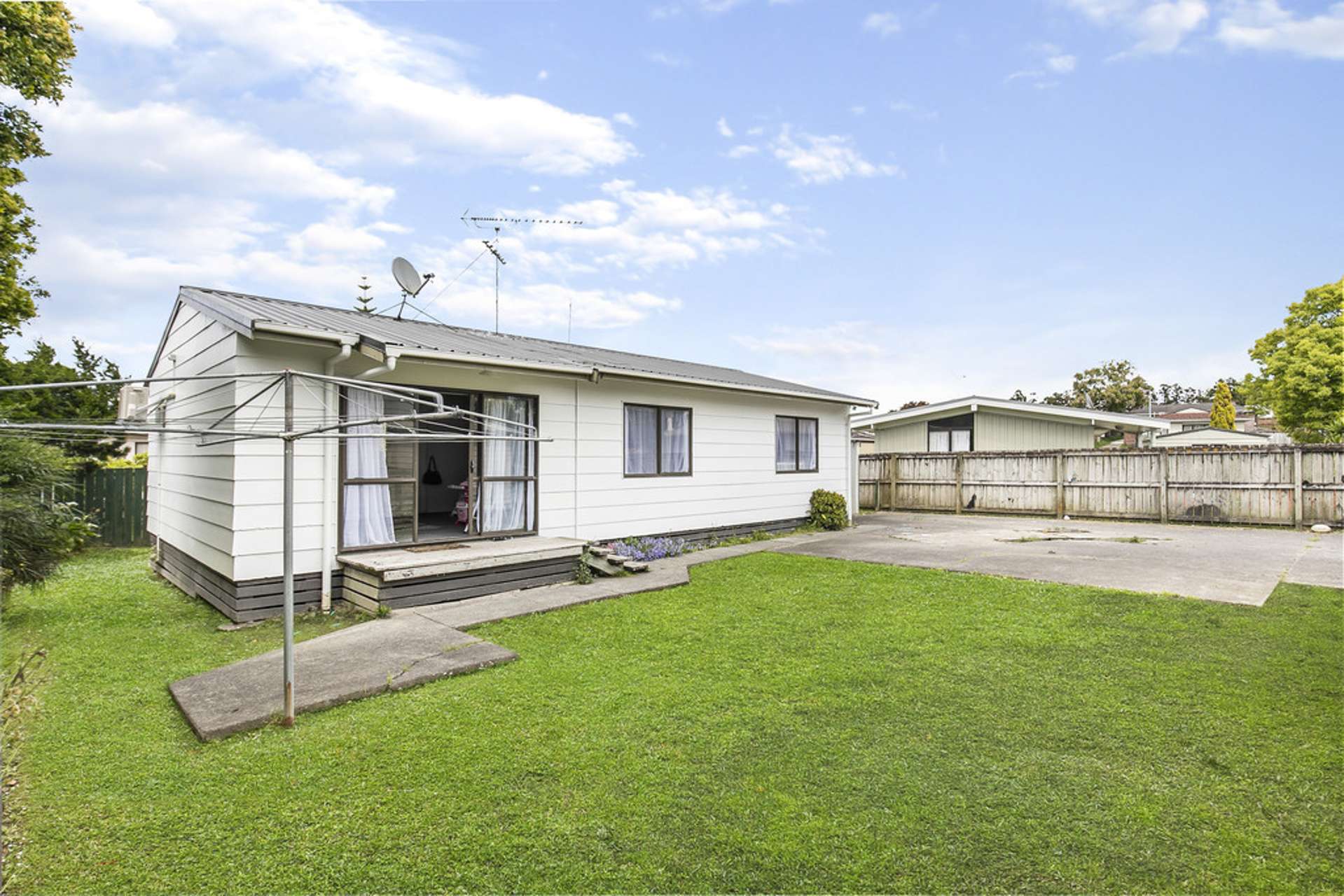 2/34 Shifnal Drive Randwick Park_0