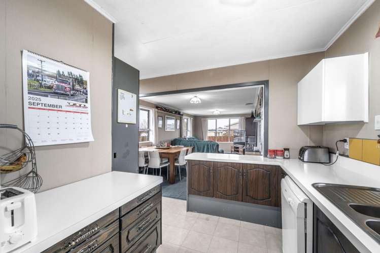 51 Forfar Crescent Rockdale_3