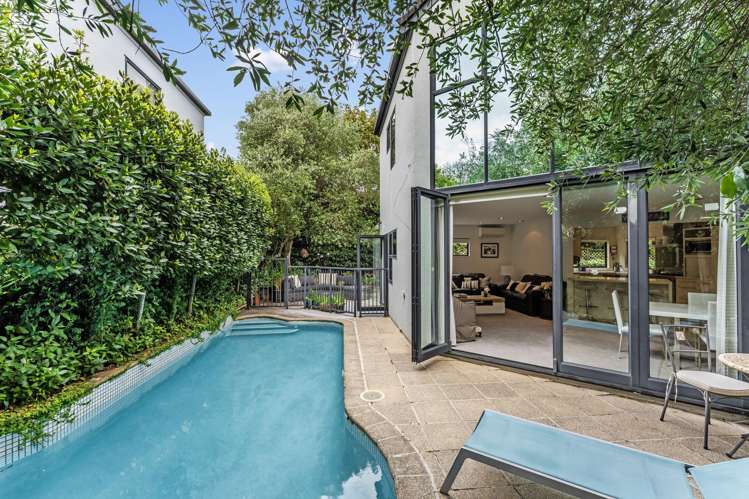 2/27 Martin Avenue Remuera_5