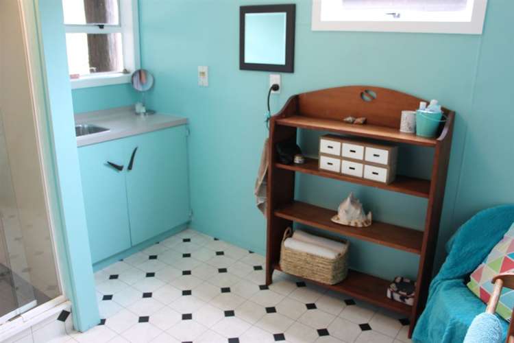 693 Lake Kaniere Road Lake Kaniere_11