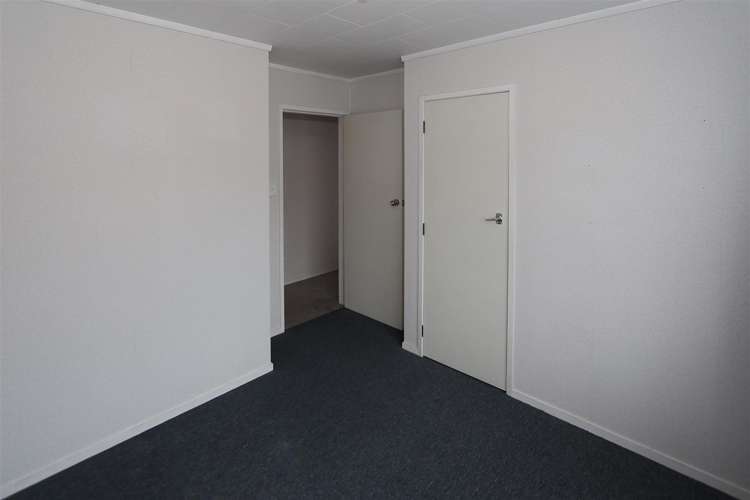 23 Emerald Street Pukehangi_12