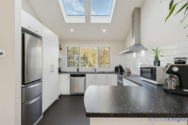 111 Telegraph Road Burnham_19
