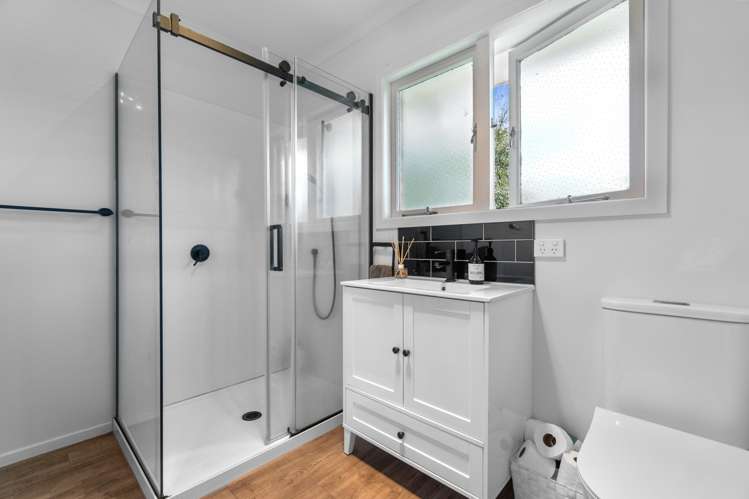 184 Tuhikaramea Road_5