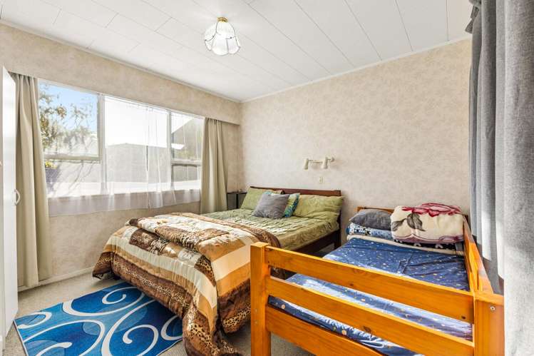 29A Glenmore Road Sunnyhills_12