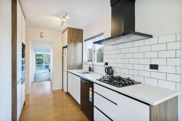 60 Hilling Street Titirangi_2