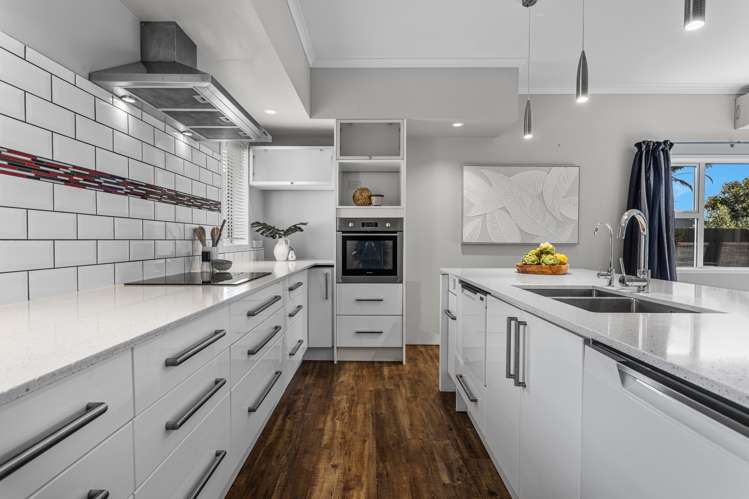 6 Omega Place Coastlands_10