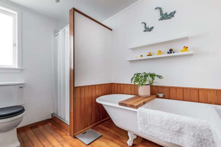 121 Vipond Road Stanmore Bay_17