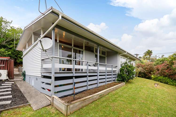 42 Hilltop Avenue Morningside_23